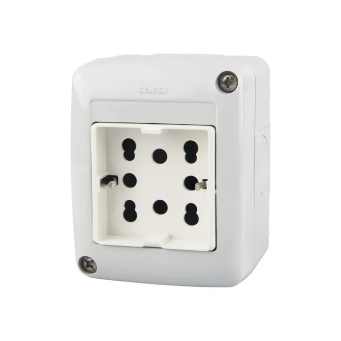 4Box 4B.IP40.H21 Presa Multistandard 1 Schuko + 2 Bipasso in 250 V, Grigio