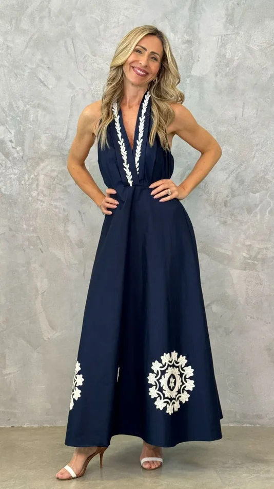 ABITO CON SCOLLO ALL’AMERICANA