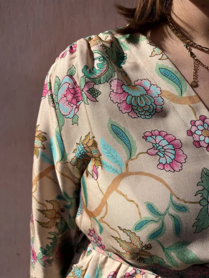 ABITO CORTO FANTASIA Sconti - immagine 2