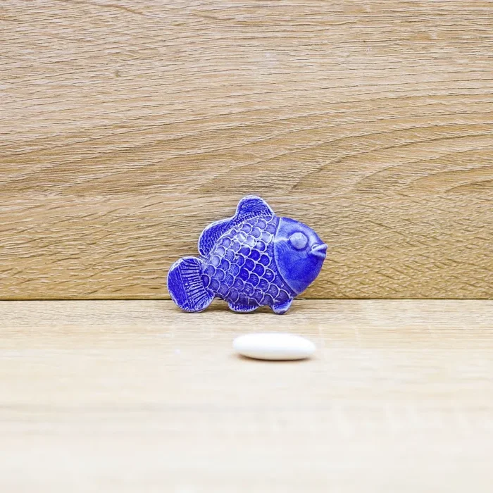 Applicazione Pesciolino Celeste o Blu Porcellana di Capodimonte - immagine 2