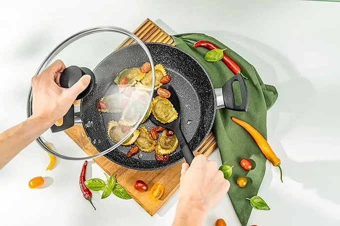 BALLARINI Tegame Vipiteno 2 Manici D 24 Cm con Coperchio - immagine 2