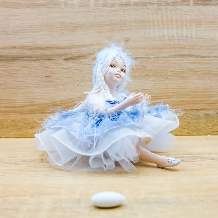 Bambola “Principessa delle Nevi” Averla Bomboniere - immagine 2