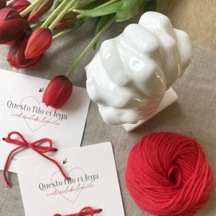 Bomboniera Amagè Mano Unione Bianco Lucido - immagine 3