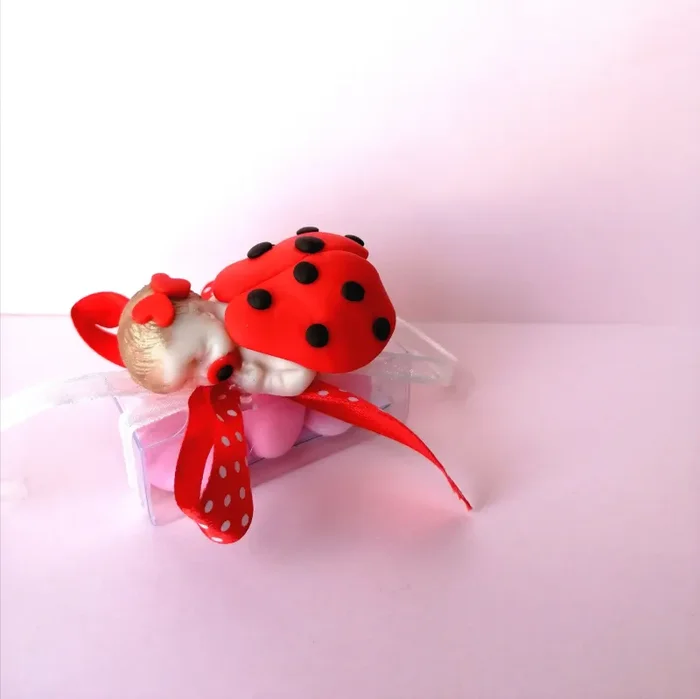 Bomboniera fatta a mano per Nascita Battesimo neonata con Fiorellino Coccinella Girasole Margherita originale - immagine 3