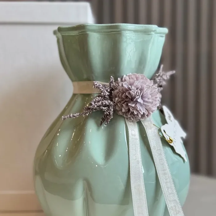 Bomboniera Fiori Di Lena Vasetto in Vetro con Dalia e Nebbiolina H20 Verde - immagine 2