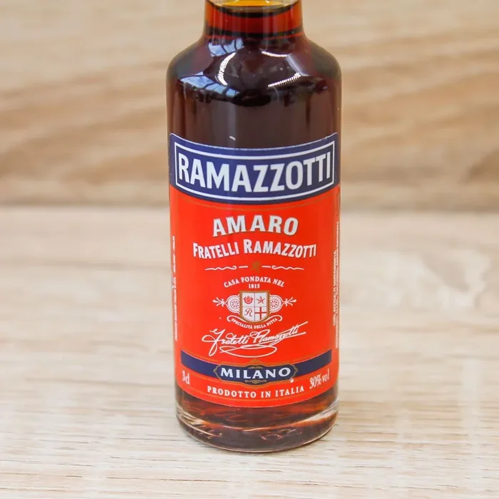 Bottiglia Mignon Amaro Ramazzotti Moda - immagine 3