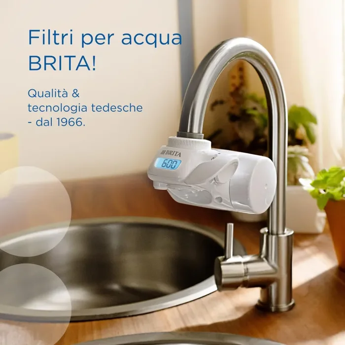 BRITA Filtro acqua rubinetto ON TAP V-MF (600L) – Riduce cloro, PFAS, 99,99% di batteri, microparticelle e metalli – per acqua buona e sicura da bere - immagine 2
