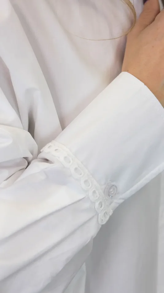 CAMICIA SENZA COLLETTO CON MANICA A FARFALLA - immagine 3