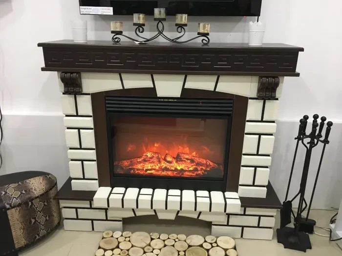 Camino Elettrico da Pavimento 113,6×132,8×35,6 cm Effetto Fiamma 1950W Nazarii & Mirabella Noce - immagine 3