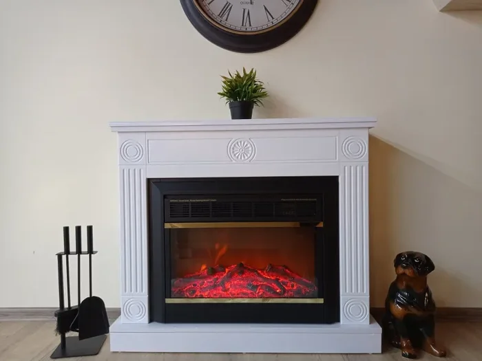 Camino Elettrico da Pavimento 80x95x27 cm Effetto Fiamma 1500W Bonita & Mars Bianco/nero - immagine 3