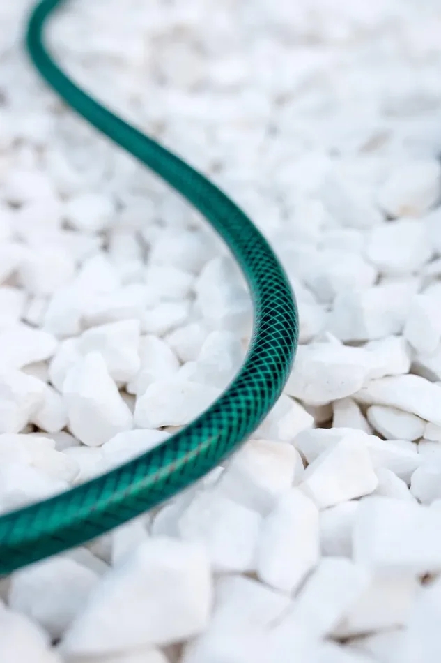 Cellfast 10-002 Tubo da giardino, elastico, flessibile, resistente ai raggi UV, 30 m, Verde - immagine 2