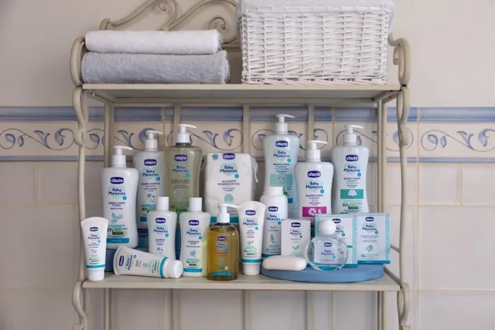 Chicco Baby Moments Quadrotti Morbido Cotone, Pulisce Delicatamente e Accarezza Morbidamente, Baby Skin, Bianco, 60 Pezzi, 0+ Mesi Vendita calda - immagine 2