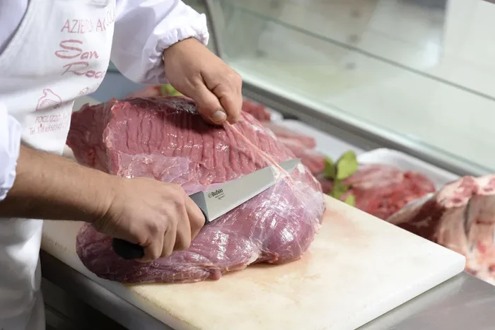 Coltello per Scannare Lama 18 cm Bufalo Scanno Costa Dritta S95/18 Manico Giallo - immagine 2