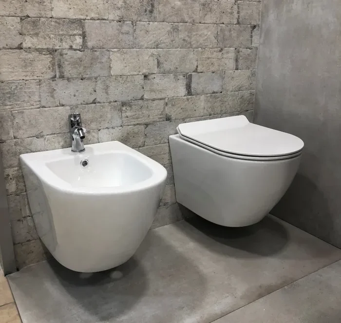 Coppia di Sanitari WC e Bidet Sospesi in Ceramica 48.5×36.5×36.5 cm Rimless Round Bianco - immagine 2