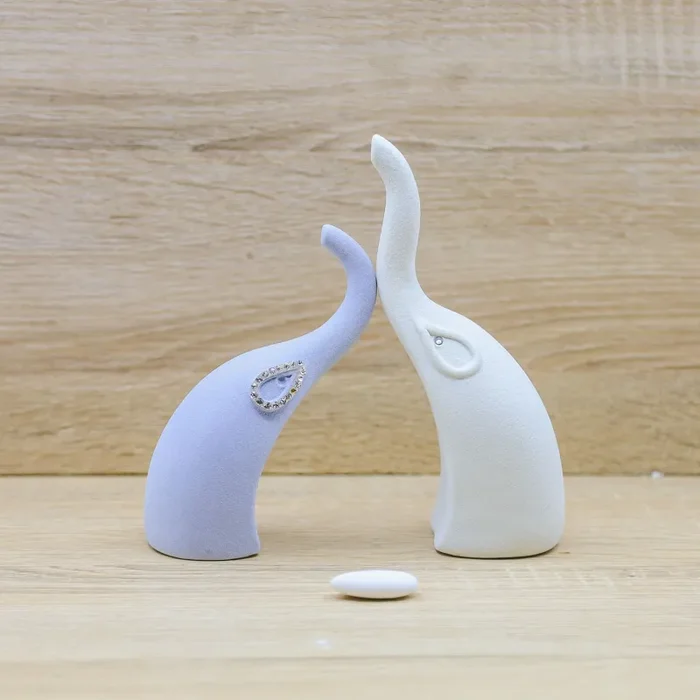 Coppia Elefanti Bianco e Celeste Marechiaro