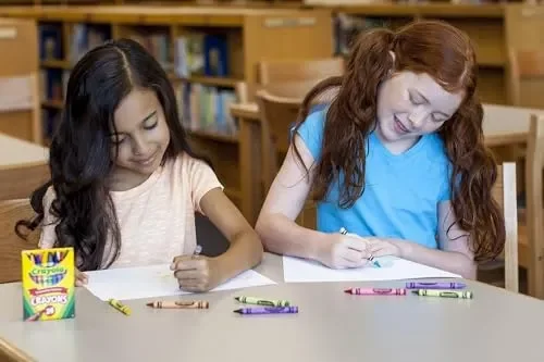 CRAYOLA – Pastelli A Cera, Crayon, Confezione Da 24 Pezzi, Per Scuola E Tempo Libero, 24 Colori Assortiti, 0024, Realizzati con energia solare - immagine 3