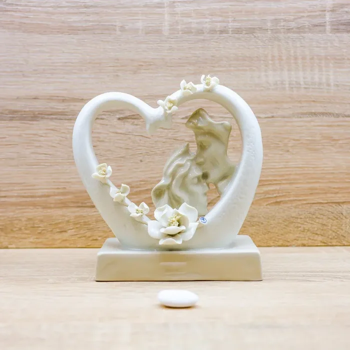 Cuore Led “Bacio d’Amore” Porcellana di Capodimonte
