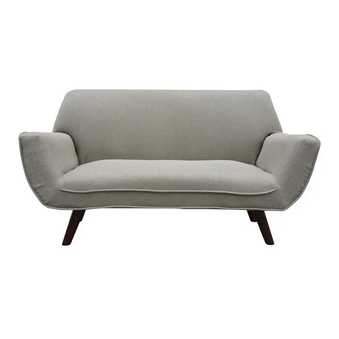 Divano in stile scandinavo con gambe in legno – Heila