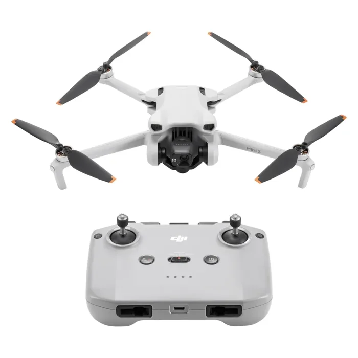 DJI Mini 3 – Mini drone con fotocamera leggero e pieghevole con video in 4K HDR, autonomia di 38 minuti, Riprese verticali native e funzioni intelligenti, C0