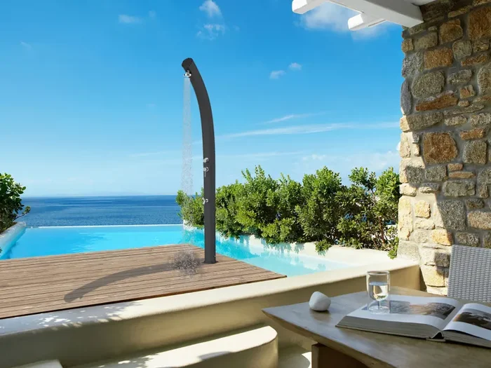 Doccia Solare da Esterno Giardino 25L Miscelatore Temporizzato e Lavapiedi Arkema Jolly Vari Colori