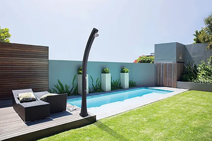 Doccia Solare da Giardino 25 L Miscelatore e Lavapiedi Rio Rosso