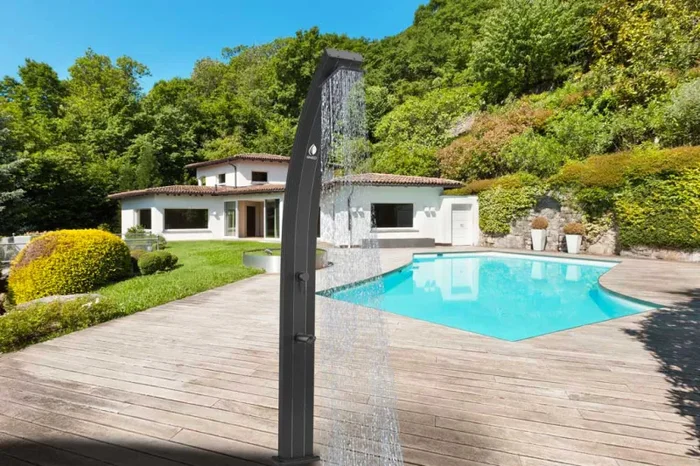 Doccia Solare da Giardino 30L Miscelatore e Lavapiedi Sined Lea Nera In saldo - immagine 2