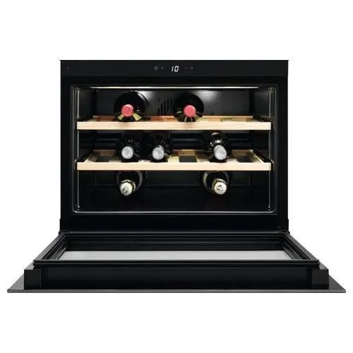 Electrolux KBW5T Vino Cantina da Incasso 18 bottiglie Capacita’ 52 litri Ventilazione interna Temperatura regolabile da 5 a 20°C Display LCD Touch Control Classe energetica A++ 45 cm Nero Ghisa