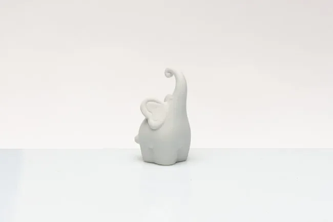 ELEFANTE PORTANELLI BIANCO IN CERAMICA PICCOLO (h.8cm)
