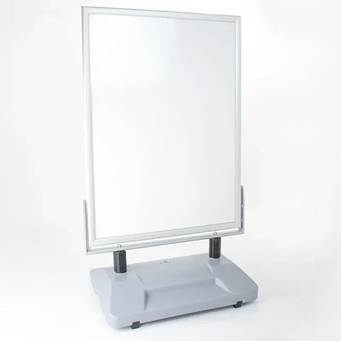 Espositore Pubblicitario Bifacciale con Ruote 100×140 cm in Alluminio da Esterno Antivento Silver