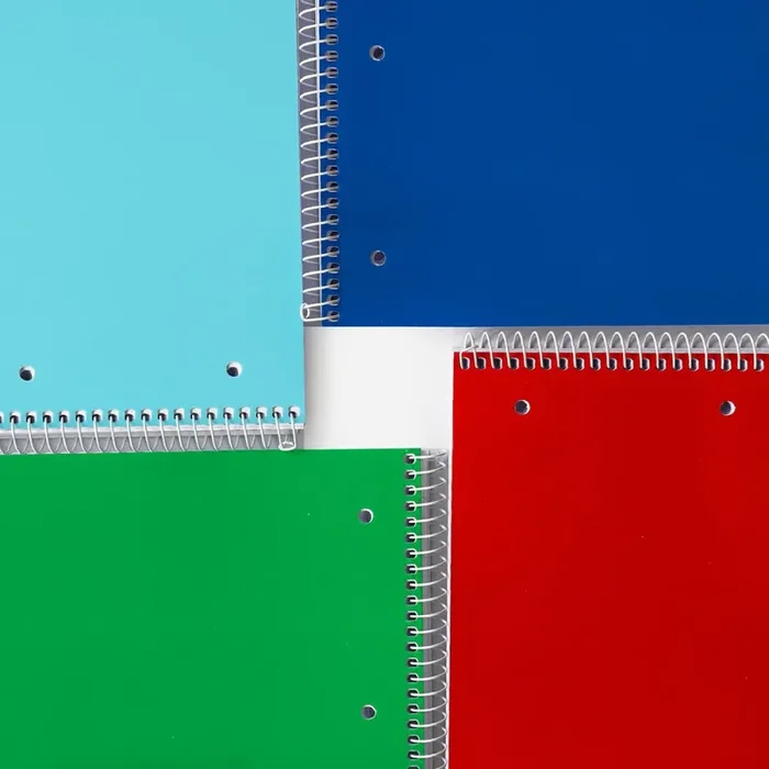 Favorit cf.5 Quaderni Spiralati A4, Rigatura Quadretti 4mm, Carta 80g/Mq, 1 rosso, 1 blu, 1 verde, 1 turchese + 1 colore a rotazione - immagine 2