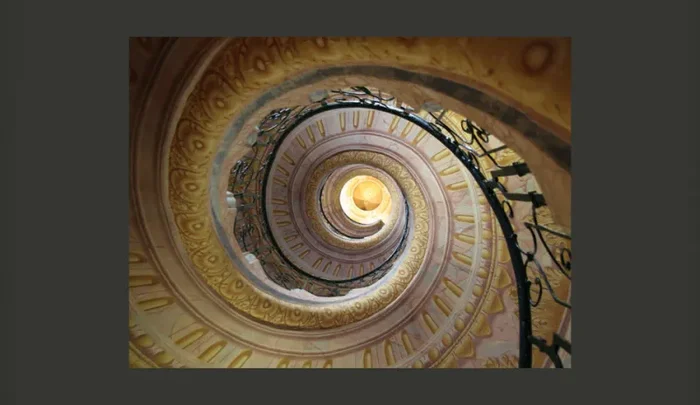 Fotomurale – Decorative Spiral Stairs Carta Da Parato Erroi - immagine 2