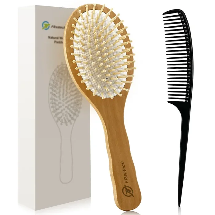 FREATECH Spazzola Capelli in Legno con Cuscino d’aria in Gomma per Districare Capelli e Massaggio Cuoio Capelluto, Antistatico e Liscio Crespo, Pettine Multiuso Denti Larghi in Fibra di Carbonio