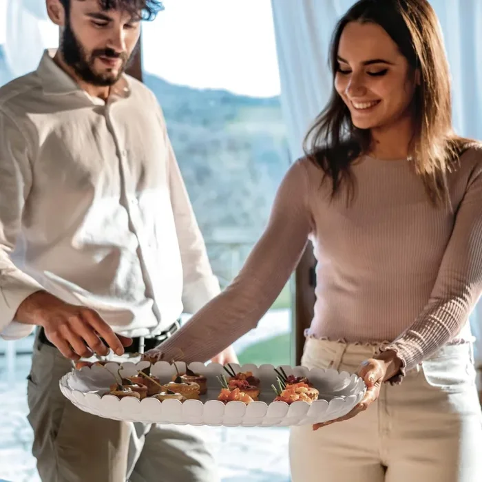 GUZZINI Vassoio a Servire Piccolo Tiffany H 3 Cm 32 x 22,5 Cm Bianco Latte - immagine 3