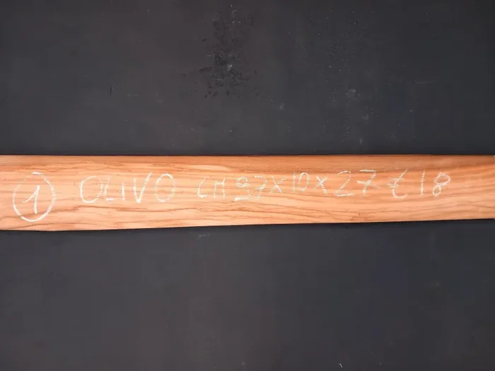 Impiallacciature Olivo 0.6 mm a pacchi – offerta