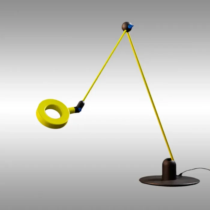 L’Amica lampada da tavolo