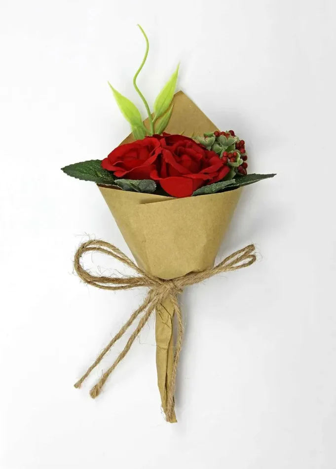 Linea Due Elle Cono Carta Bouquet con Rose Rosse