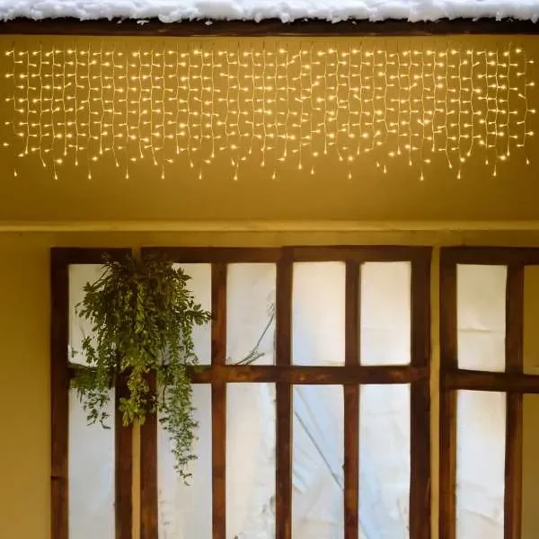 Lotti Tenda Natale Ice Light Irregolare 420 Led 2 Mt x 0,55 Mt + 4 Mt Cavo Bianco Caldo - immagine 3