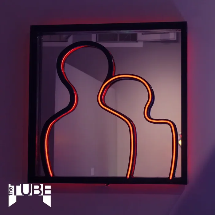 Love in the Mirror Vendita calda online