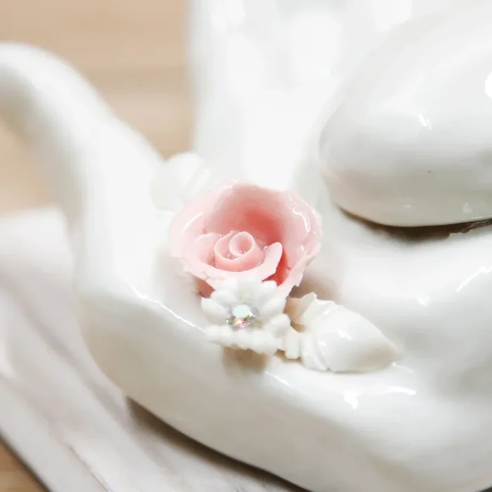 Mani dell’Amore ‘Famiglia’ Porcellana di Capodimonte - immagine 3