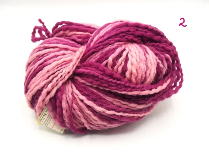 Matassa 100% Lana italiana (250 gr.), 18 colori, Tintura Naturale Moda - immagine 3