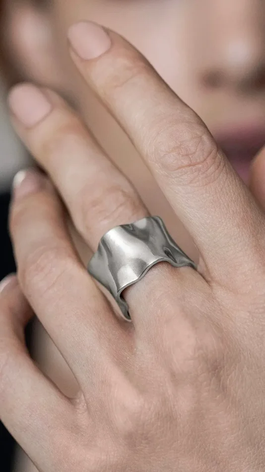 Onde – Anello in argento 925 In saldo