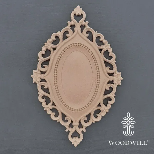 Ovale decorativo in legno intagliato 20cm x 13.5cm