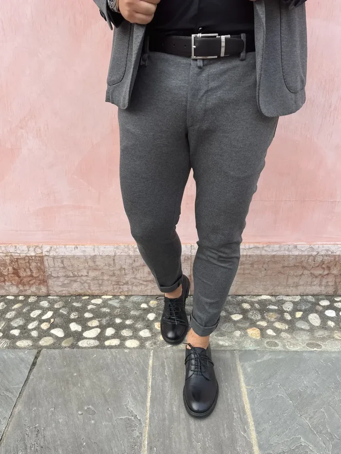 PANTALONE SLIM CORTO