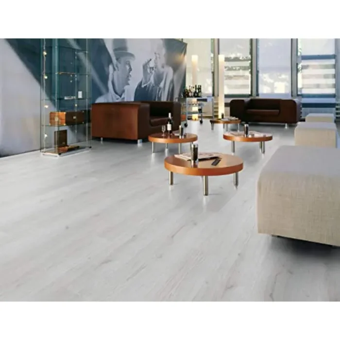 PAVIMENTO LAMINATO ADVANCED ROVERE BIANCO TREND – CONF. DA 2,131 MQ - immagine 2