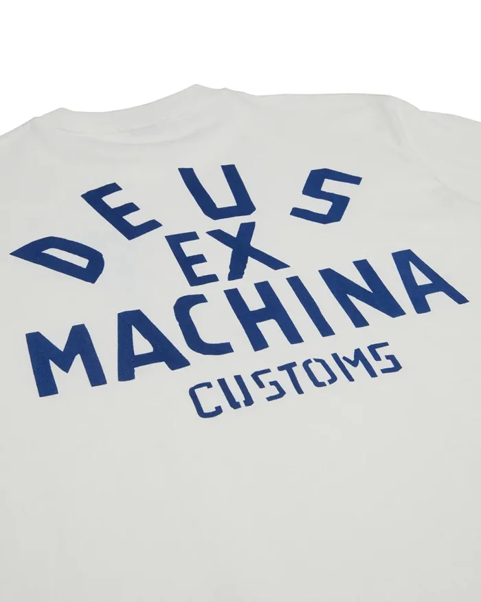 Pisstin Tee Vintage White – Deus Ex Machina