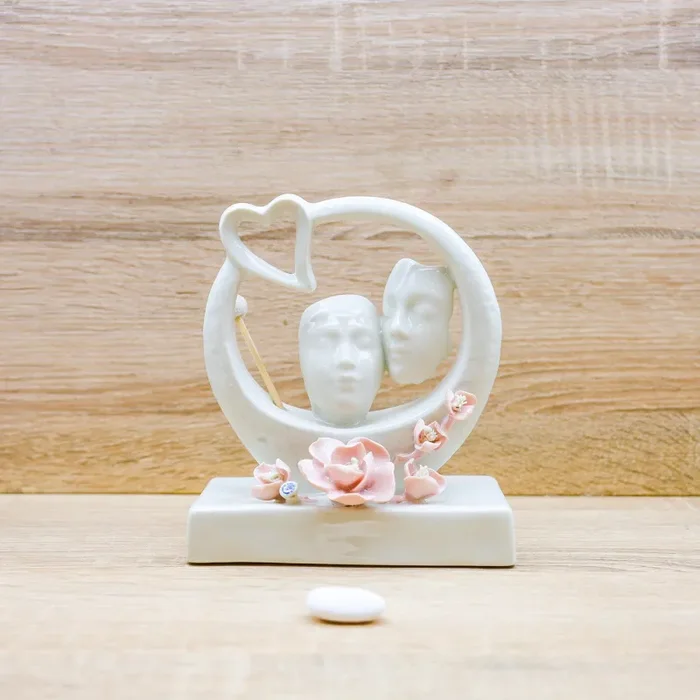 Profumatore Led “Volti d’Amore” Porcellana di Capodimonte