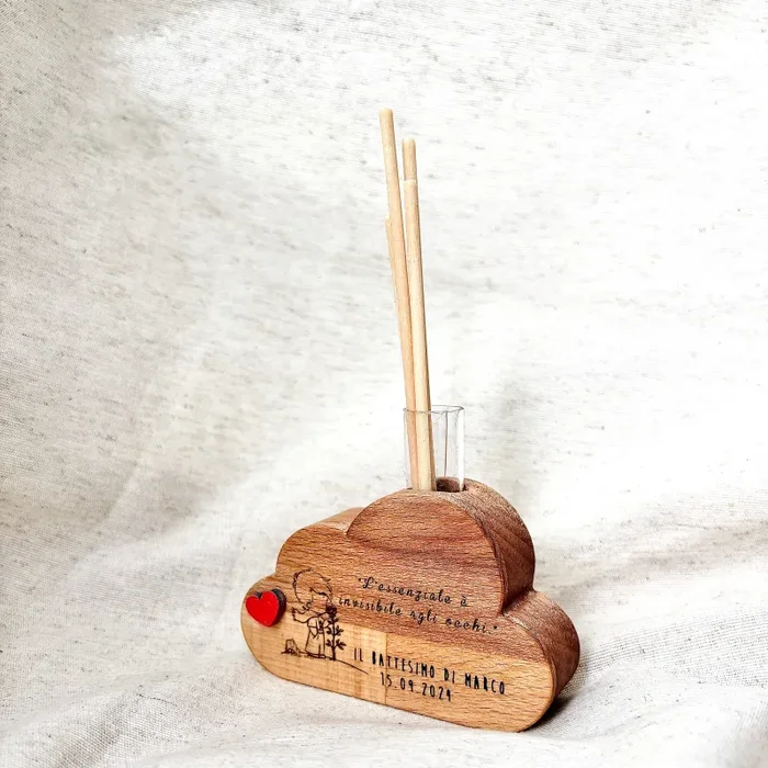 Profumatore per ambiente in legno di Faggio a forma di nuvola con incisione PICCOLO PRINCIPE personalizzabile - immagine 3