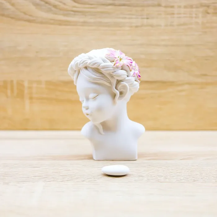 Profumatore Statuina con Fiori Giovinarte