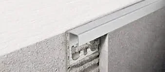 PROJOLLY SQUARE profilo ad L Alluminio Anodizzato Argento“