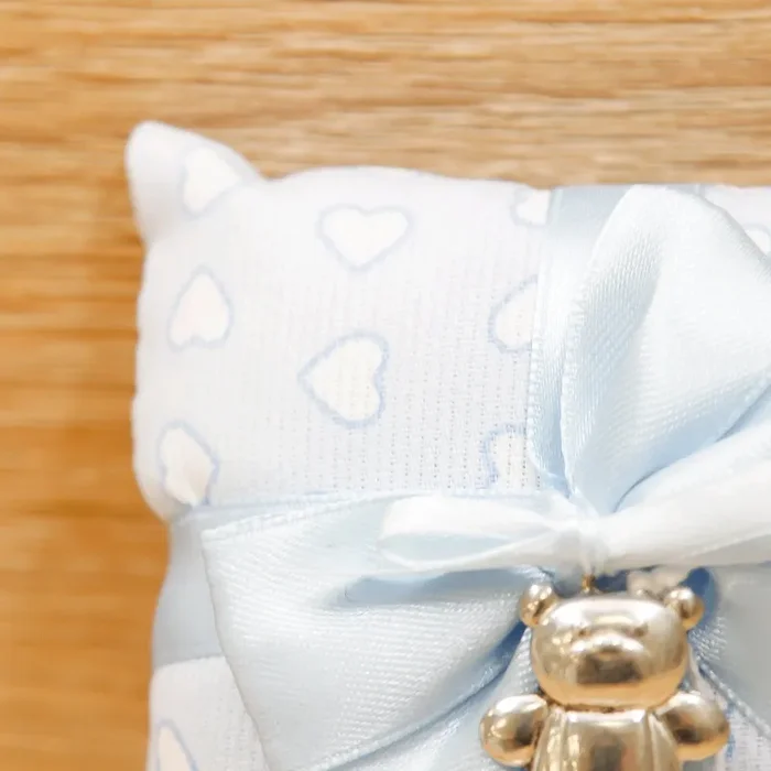 Sacchetto Cuscino Celeste con Ciondolo Orsetto - immagine 3